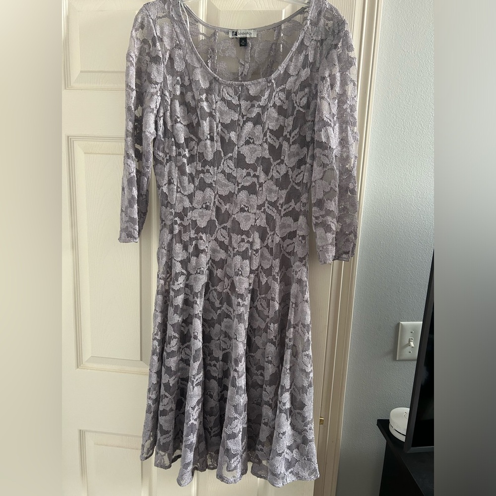 Leslie Fay lace dress size 14. Light purpleish gray. Worn once, like new.